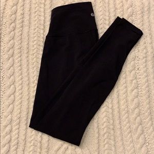 Lululemon black leggings 4